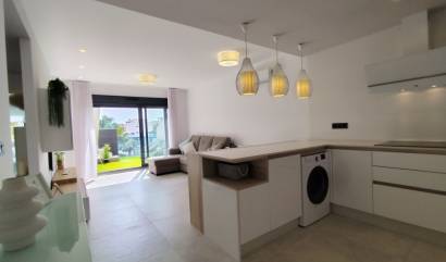 Sale - Apartment - El Raso