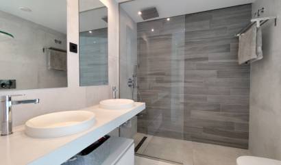 Sale - Apartment - El Raso
