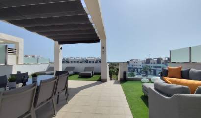 Sale - Apartment - El Raso