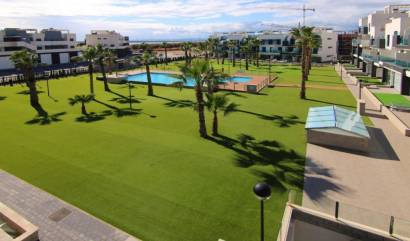 Sale - Apartment - El Raso