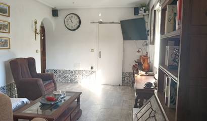 Sale - Apartment flat - Los Montesinos - La Herrada