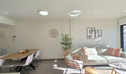 Sale - Apartment / Flat * - Orihuela Costa - Villamartín *