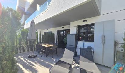 Sale - Apartment / Flat * - Orihuela Costa * - Villamartín *