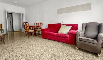 Sale - Apartment - Guardamar del Segura - Pueblo
