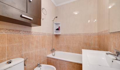 Sale - Apartment - Jacarilla