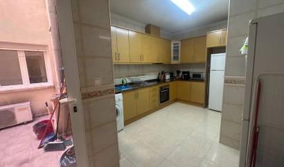 Sale - Apartment - Jacarilla