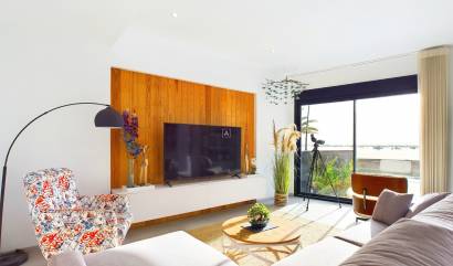 Sale - Apartment - Lo Pagan