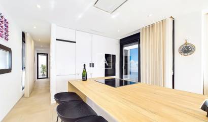 Sale - Apartment - Lo Pagan