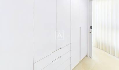 Sale - Apartment - Lo Pagan