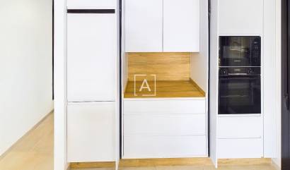 Sale - Apartment - Lo Pagan