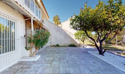 Sale - Apartment - Orihuela Costa - Villamartín