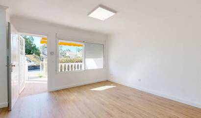 Sale - Apartment - Orihuela Costa - Villamartín