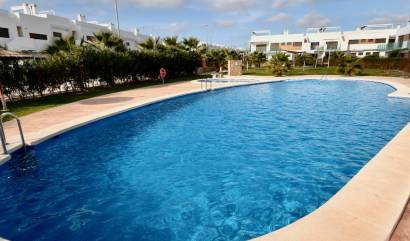 Sale - Apartment - Orihuela - Vistabella Golf