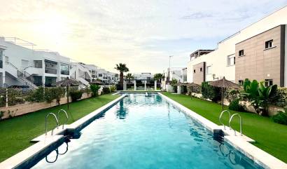 Sale - Apartment - Torrevieja - Aguas Nuevas