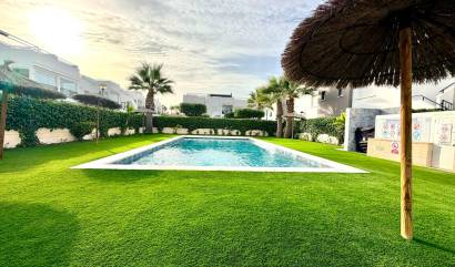 Sale - Apartment - Torrevieja - Aguas Nuevas