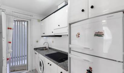 Sale - Apartment - Torrevieja - Centro - Muelle Pesquero