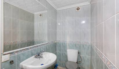 Sale - Apartment - Torrevieja - Centro - Muelle Pesquero