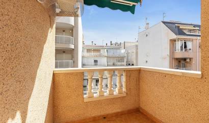 Sale - Apartment - Torrevieja - Centro