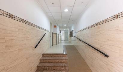 Sale - Apartment - Torrevieja - Centro