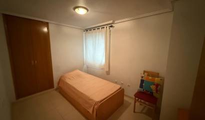 Sale - Apartment - Torrevieja - Centro