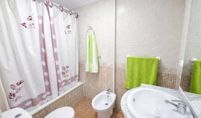 Sale - Apartment - Torrevieja - Centro