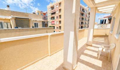 Sale - Apartment - Torrevieja - Centro