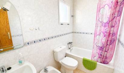 Sale - Apartment - Torrevieja - Centro
