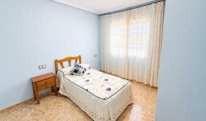 Sale - Apartment - Torrevieja - Estacion de autobuses