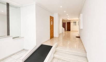 Sale - Apartment - Torrevieja - Estacion de autobuses