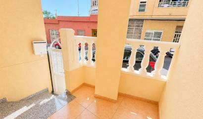 Sale - Apartment - Torrevieja - Habaneras