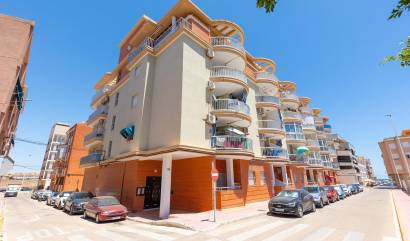 Sale - Apartment - Torrevieja - La Mata pueblo