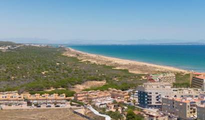 Sale - Apartment - Torrevieja - La Mata pueblo