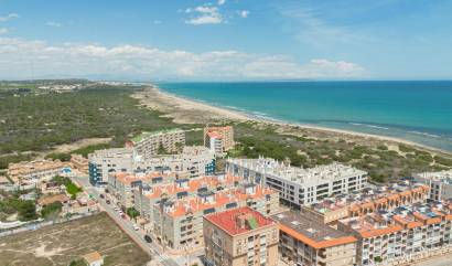 Sale - Apartment - Torrevieja - La Mata pueblo