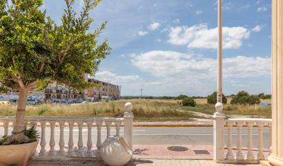 Sale - Apartment - Torrevieja - La Mata pueblo