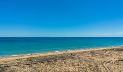 Sale - Apartment - Torrevieja - La Mata pueblo