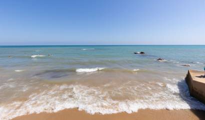 Sale - Apartment - Torrevieja - La Mata