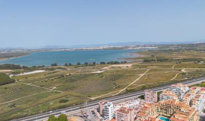 Sale - Apartment - Torrevieja - La Mata