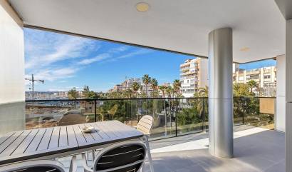Sale - Apartment - Torrevieja - Paseo maritimo
