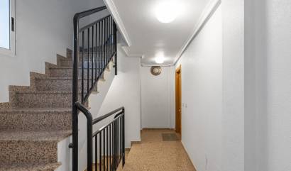 Sale - Apartment - Torrevieja - Paseo maritimo
