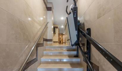 Sale - Apartment - Torrevieja - Paseo maritimo