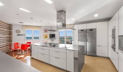 Sale - Apartment - Torrevieja - Paseo maritimo