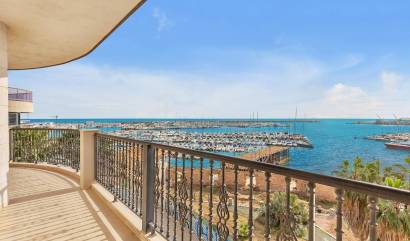 Sale - Apartment - Torrevieja - Paseo maritimo