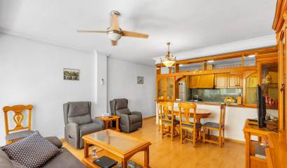 Sale - Apartment - Torrevieja - Paseo maritimo