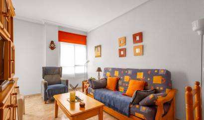 Sale - Apartment - Torrevieja - Playa de los locos