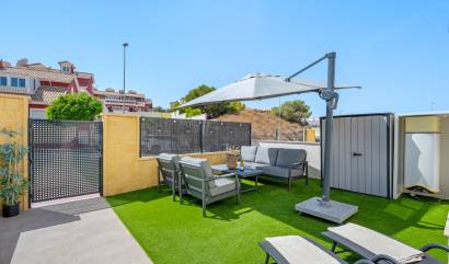 Sale - Apartments - Orihuela Costa - Villamartín