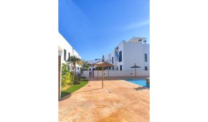 Sale - Apartments - Pilar de la Horadada - El Mojón