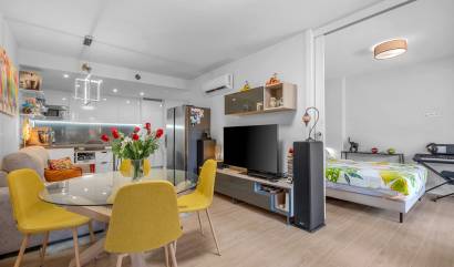 Sale - Apartments - Villamartin - Lomas del Golf