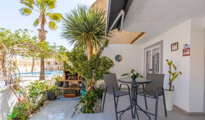 Sale - Bungalow - Guardamar del Segura - Urbanizaciones