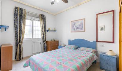 Sale - Bungalow - Orihuela Costa - La Florida