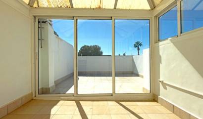 Sale - Bungalow - Orihuela Costa - La Zenia